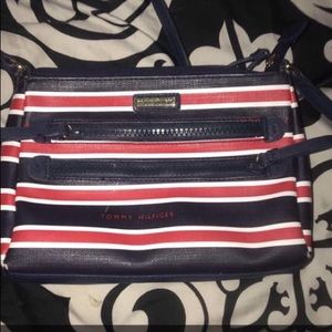 Tommy hillfiger purse